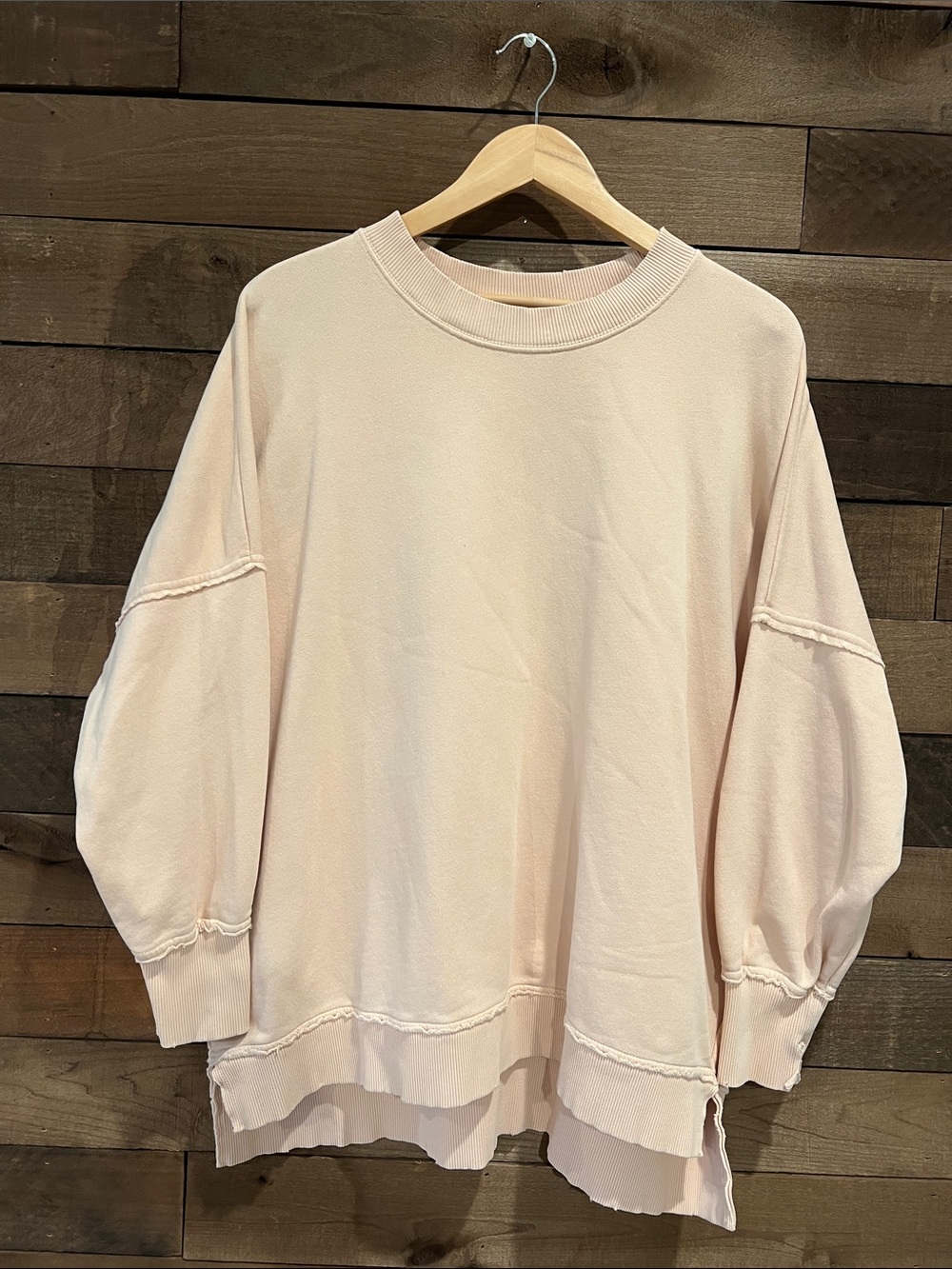 Aerie Women's Oversized Long Sleeve Crewneck Sweatshirt in Peach Size Medium